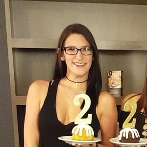 Meet your Posher, Lexi